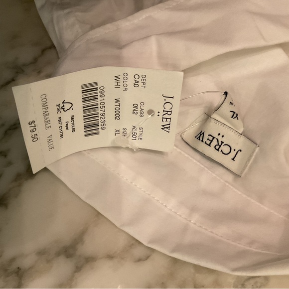 NWT J. Crew Button-up cotton poplin shirt in signature fit XL missing button - Picture 8 of 9